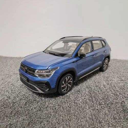 1:18 Volkswagen Tharu Diecast Model